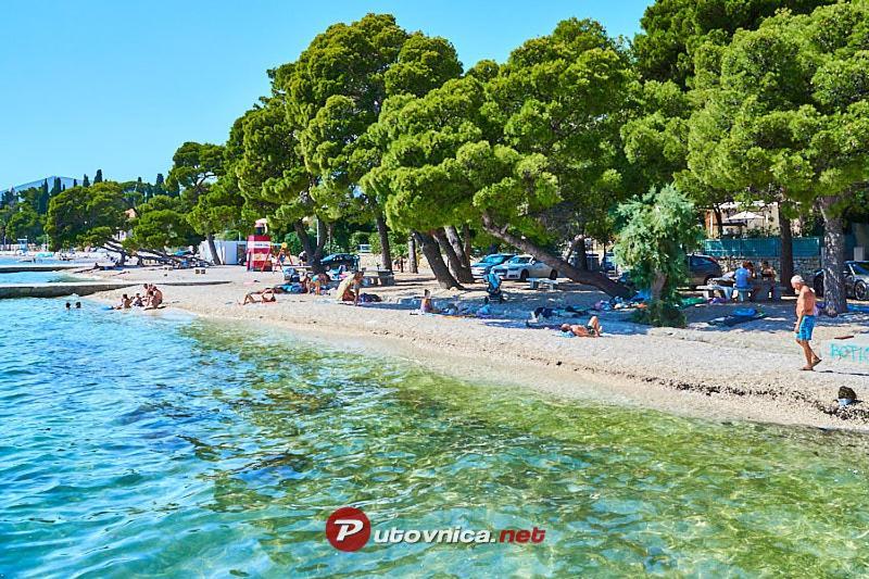 Dolores * Kastela